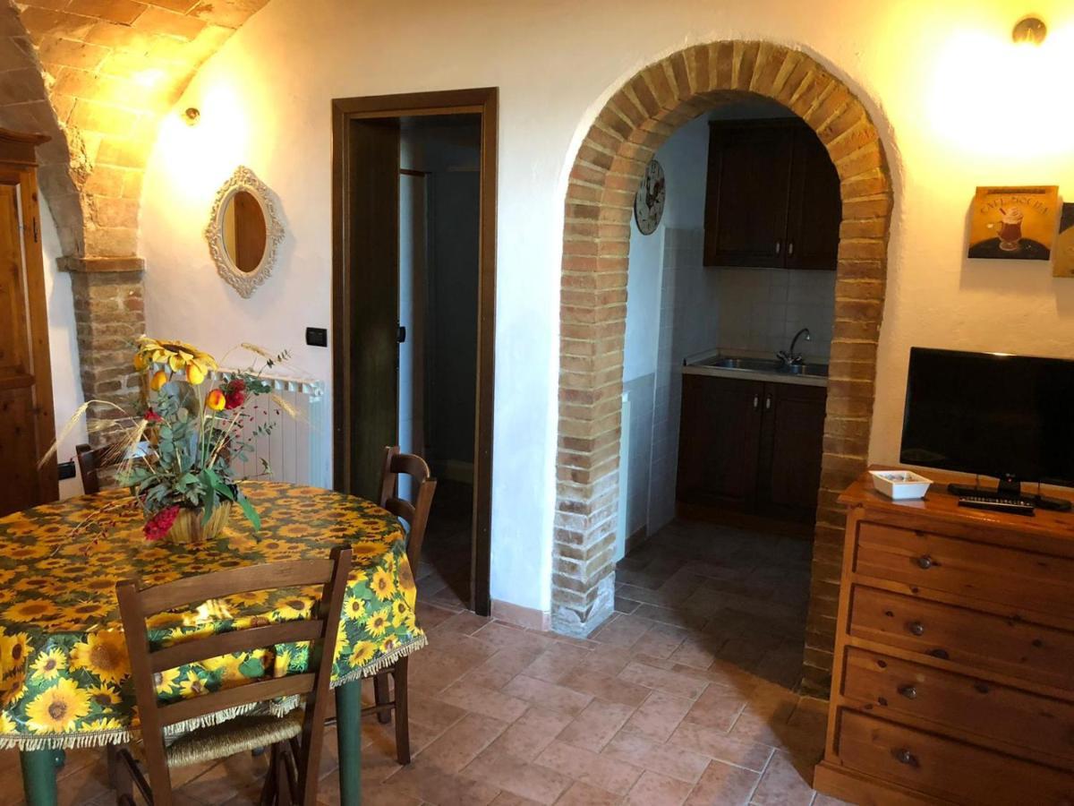 Agriturismo Casale Giulia Volterra Eksteriør billede