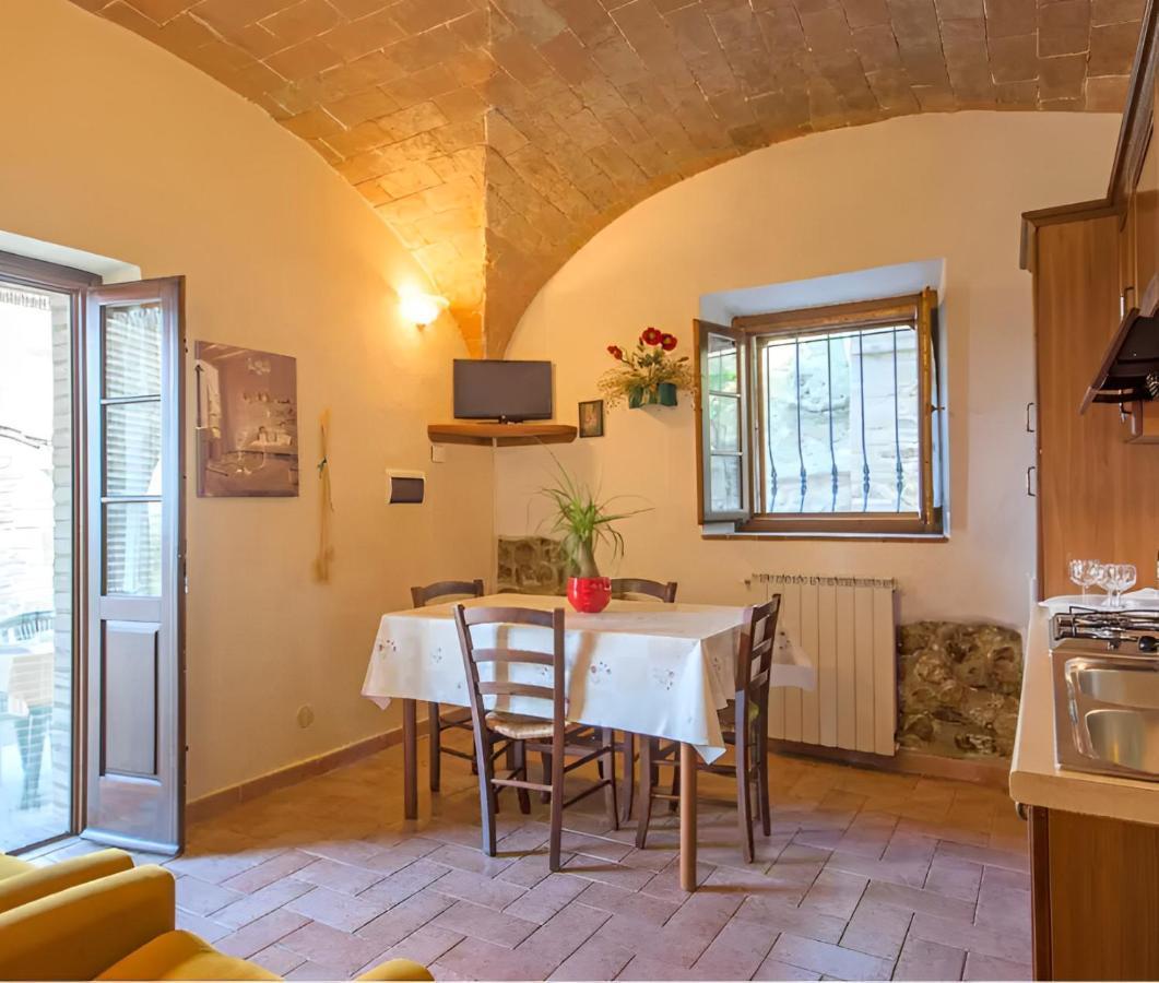 Agriturismo Casale Giulia Volterra Eksteriør billede